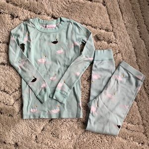 Hanna Andersson Pajama Set size 6-7 (120)